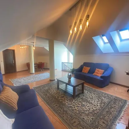 Konukevi Casa Vale De Azibo