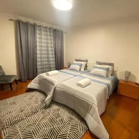 Konukevi Casa Vale De Azibo *