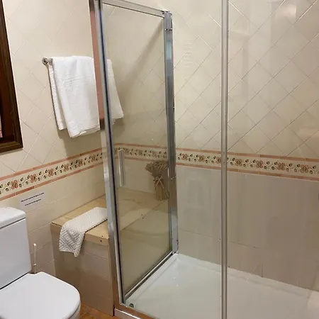 Konukevi Casa Vale De Azibo *