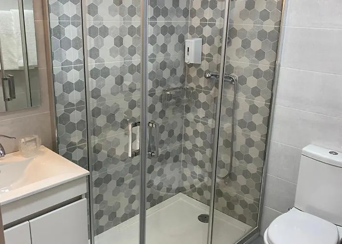 Konukevi Casa Vale De Azibo 3*