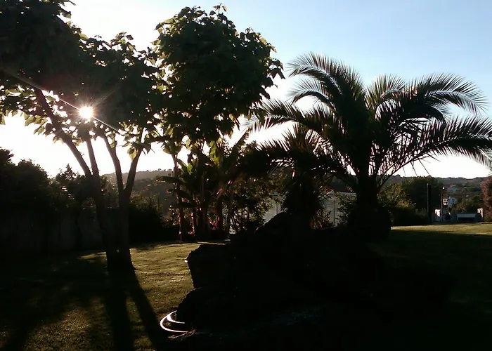 Konukevi Casa Vale De Azibo 3*