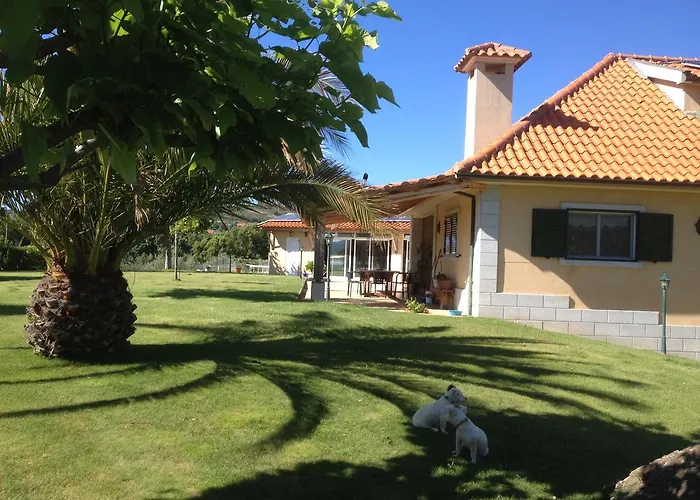 Konukevi Casa Vale De Azibo