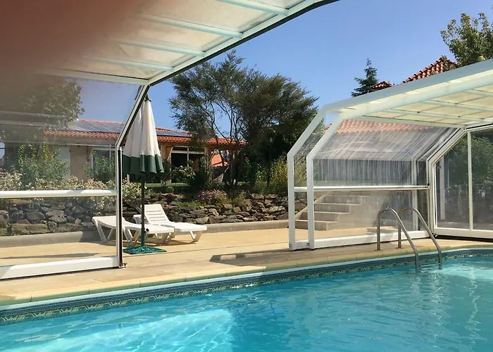 Konukevi Casa Vale De Azibo